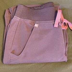 FIGS XXS PETITE GRAY SCRUB JOGGERS